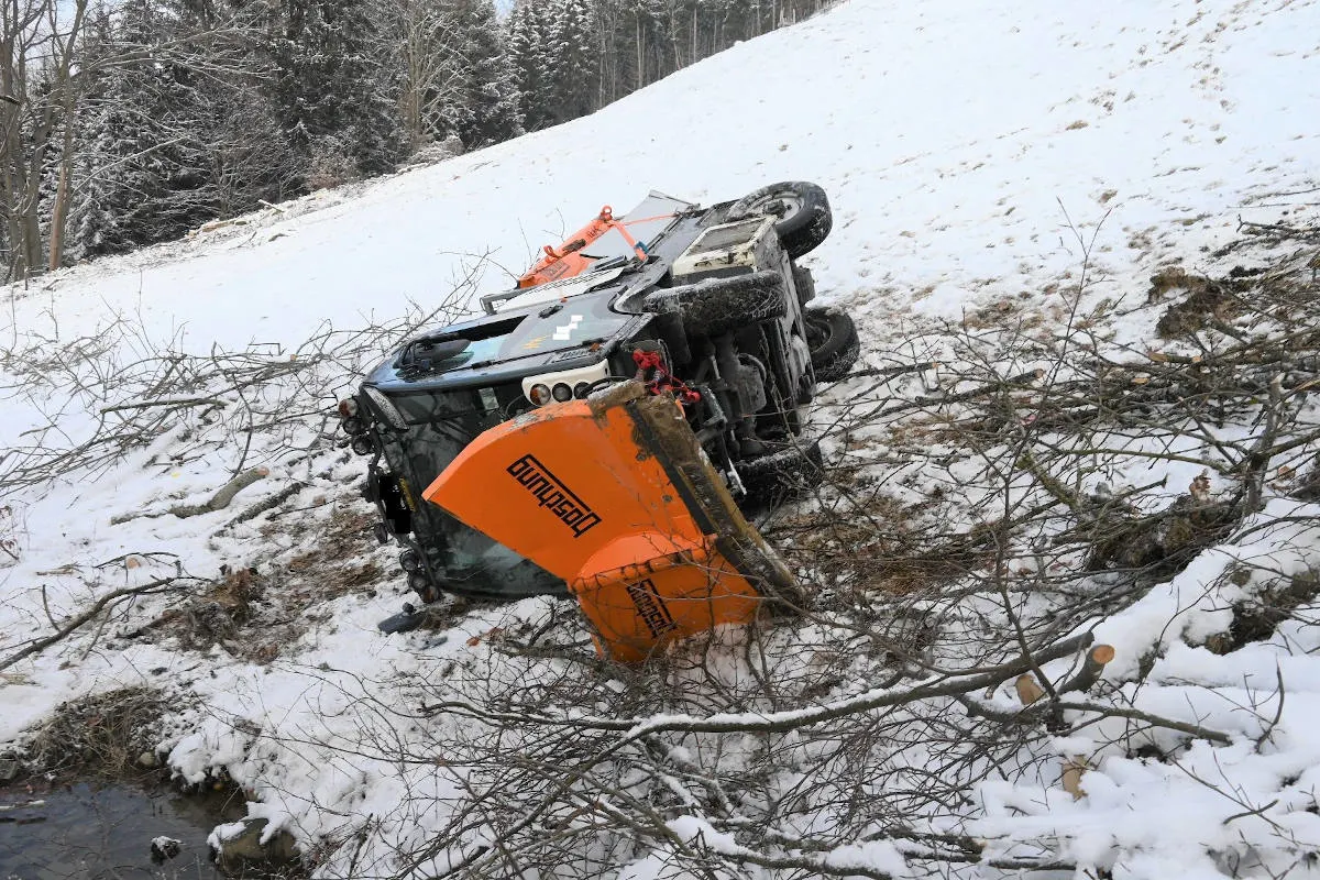 Planken – Unfall bei Schneeräumung