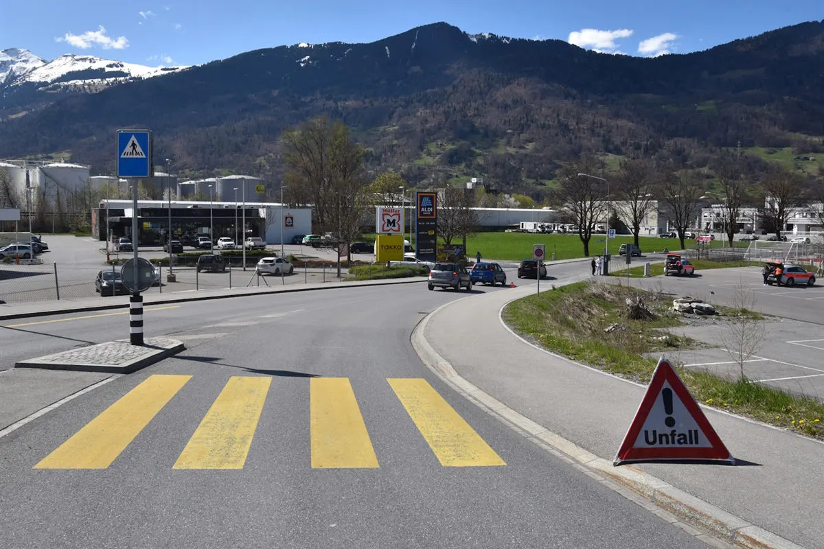 Landquart GR – Unfall bei Überholmanöver
