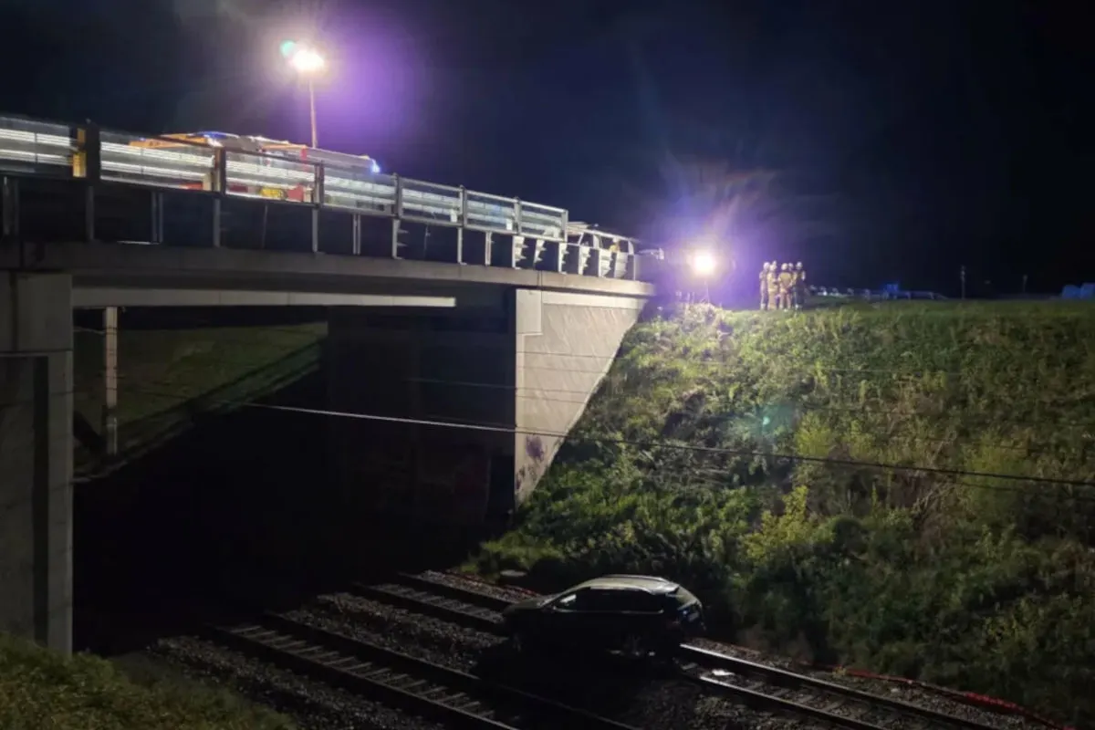 Unfall in Stockham – Alkoholisierter Lenker landet auf Bahngleisen