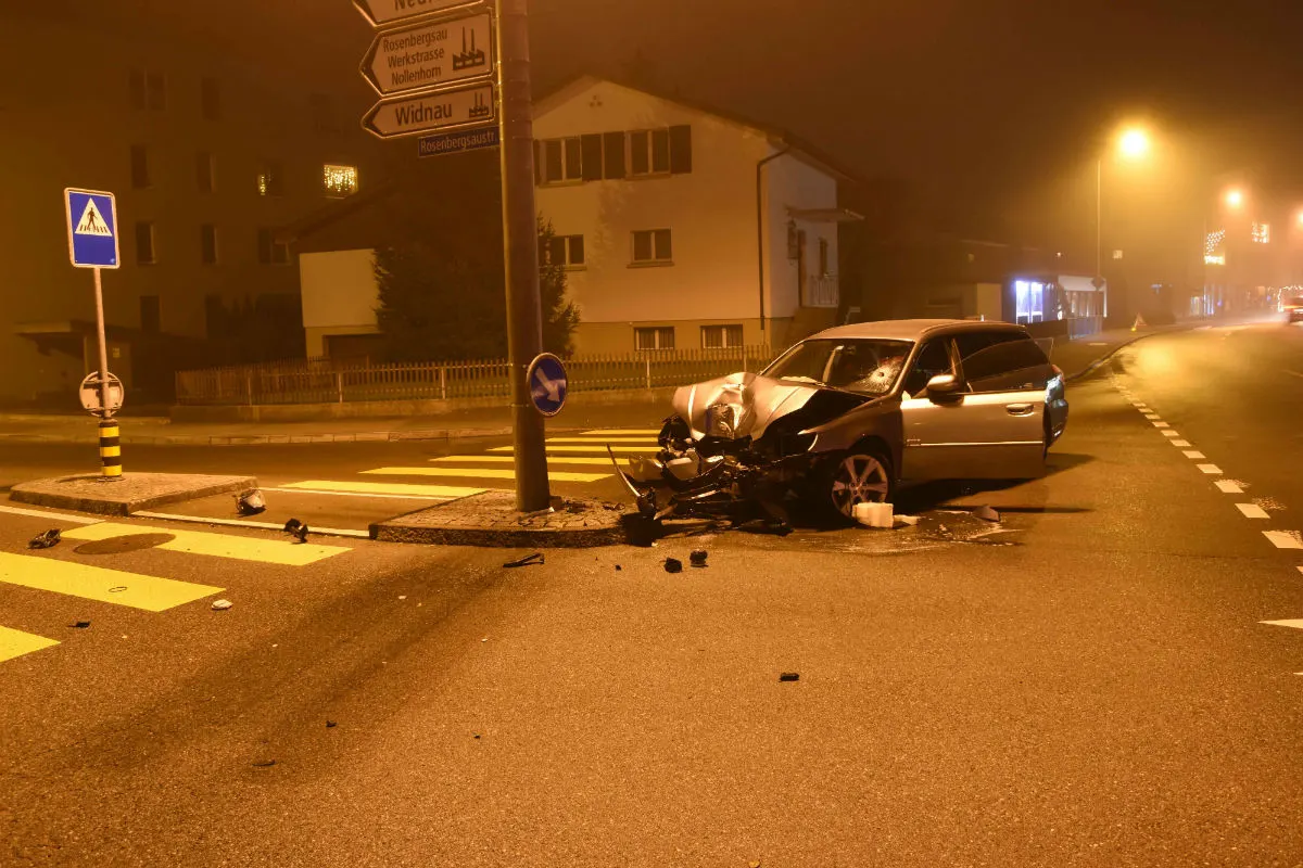Au SG - Fahrunfähig vor Kontrolle geflüchtet und verunfallt