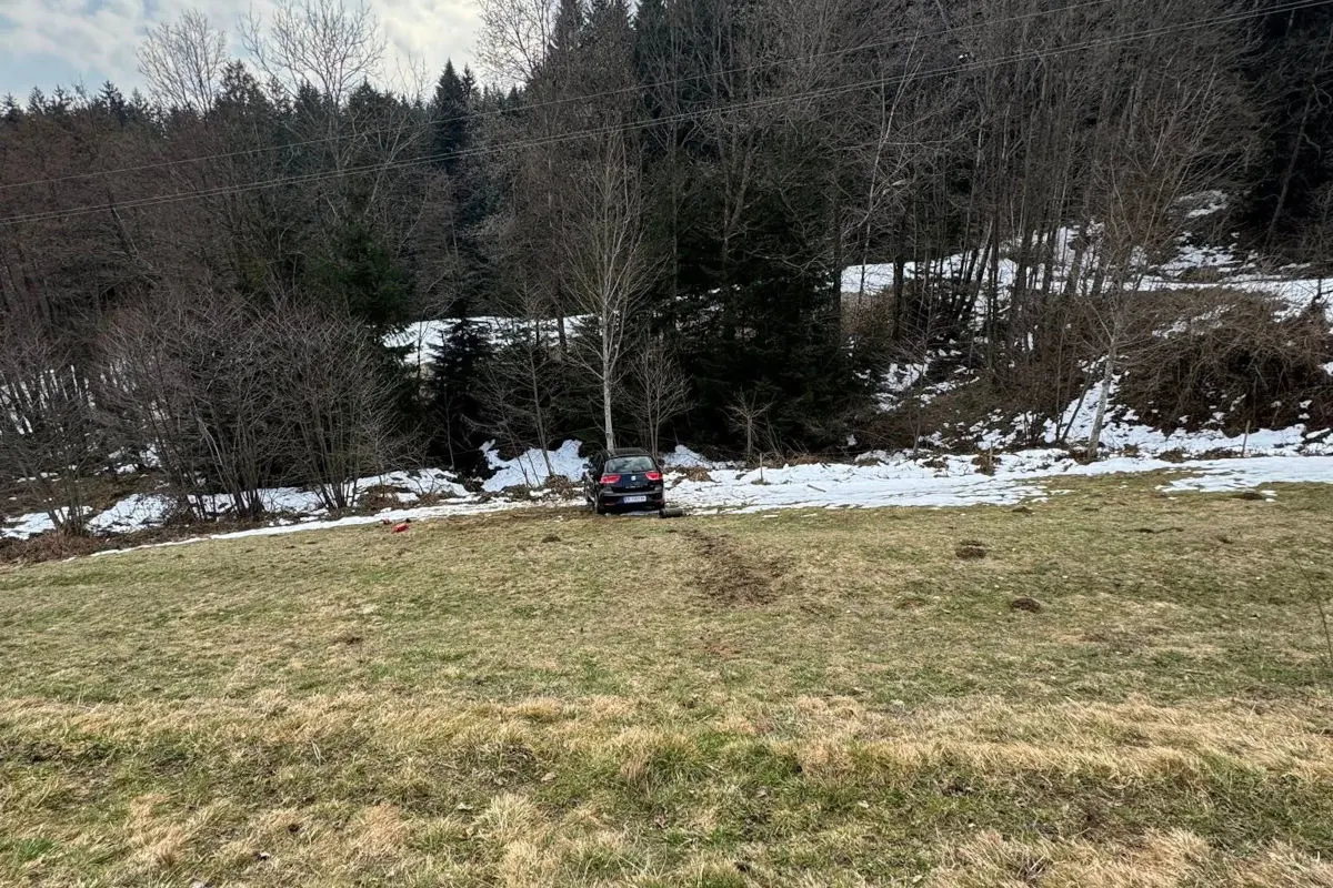 Unfall bei Eibiswald – Pkw stürzt Hang hinab