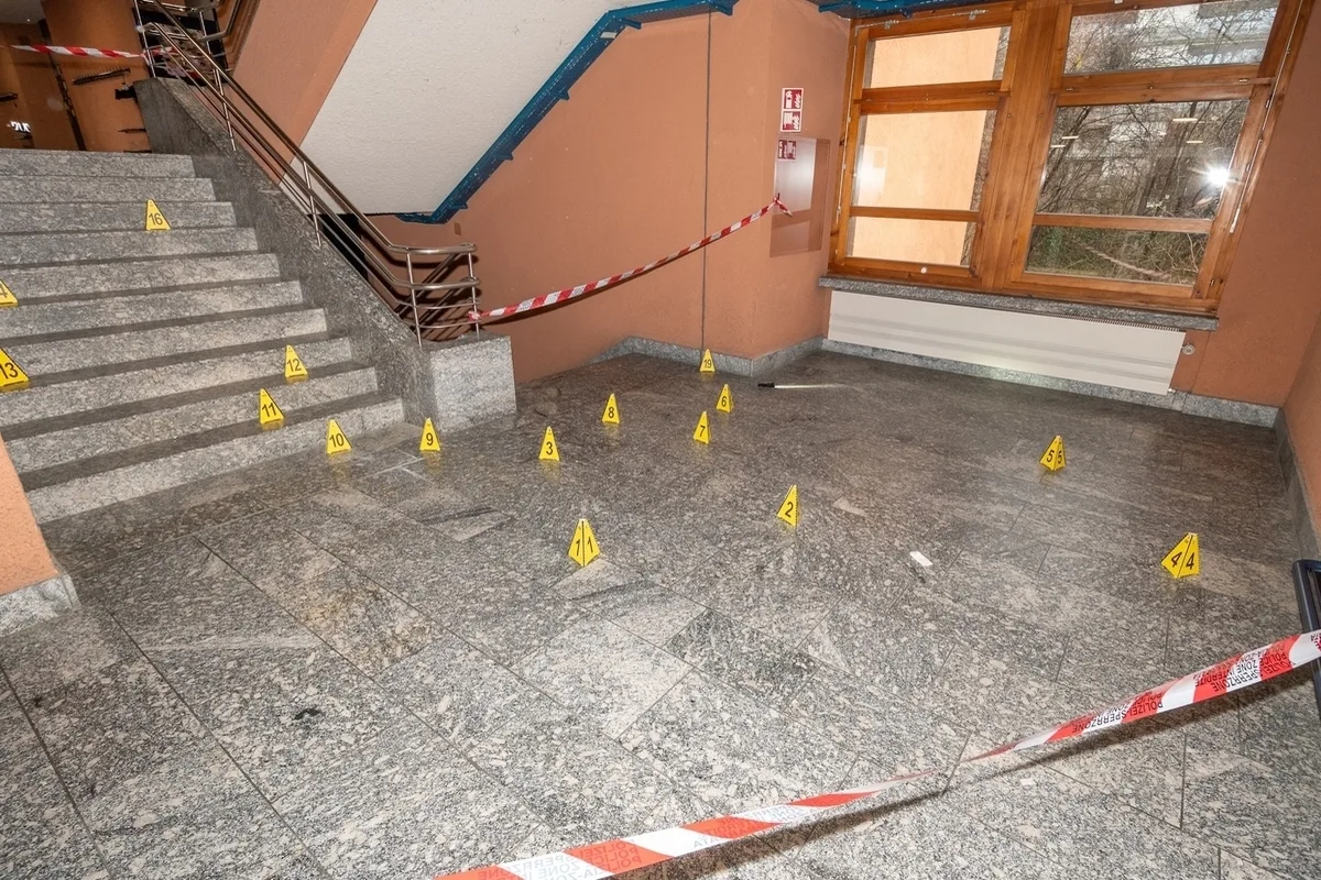 Chur GR – Polizei konnte Werfer des Bodenknallers in einer Schule ermitteln