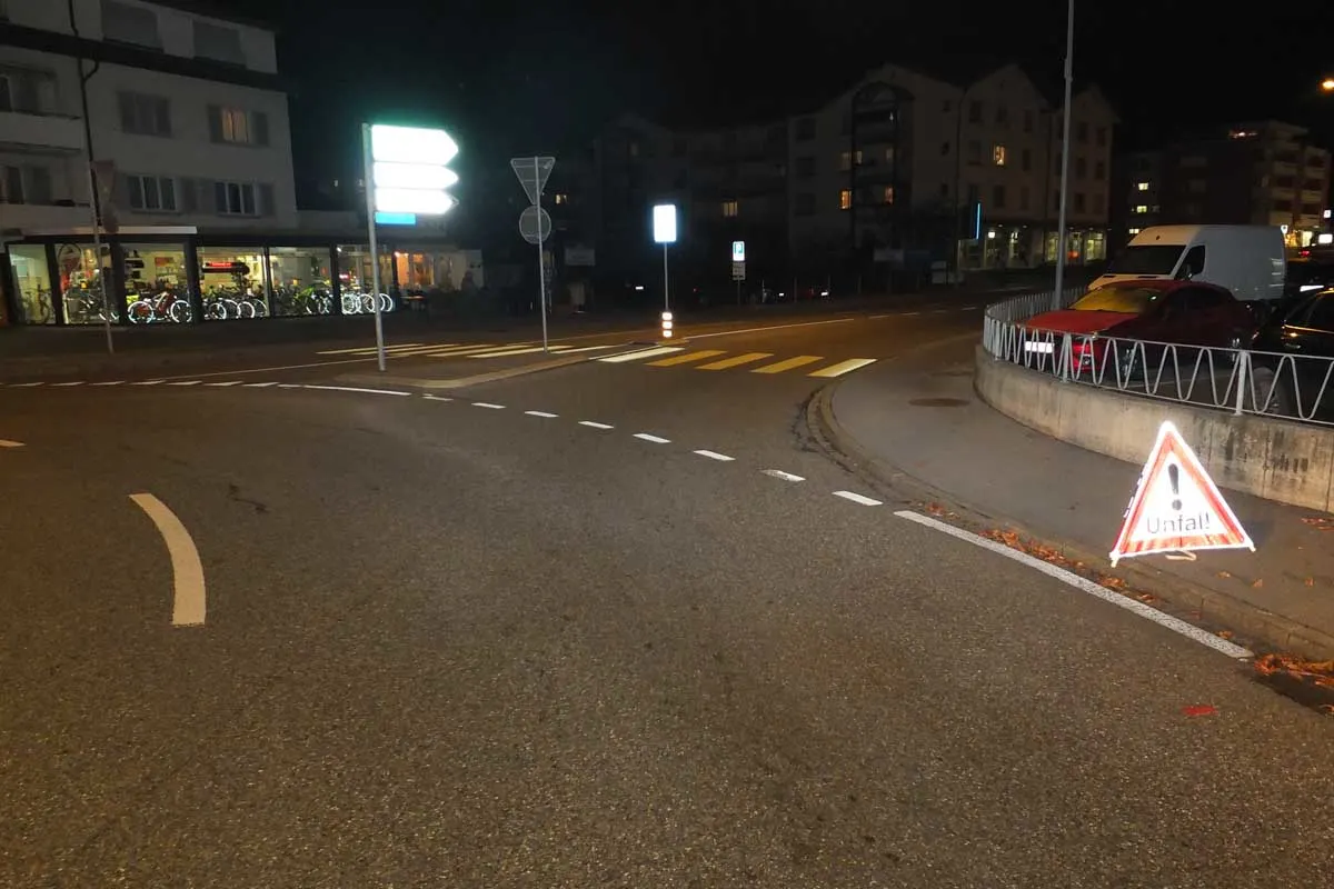 Unfall auf Zebrastreifen in Au SG - Alkoholisiert Fussgängerin angefahren