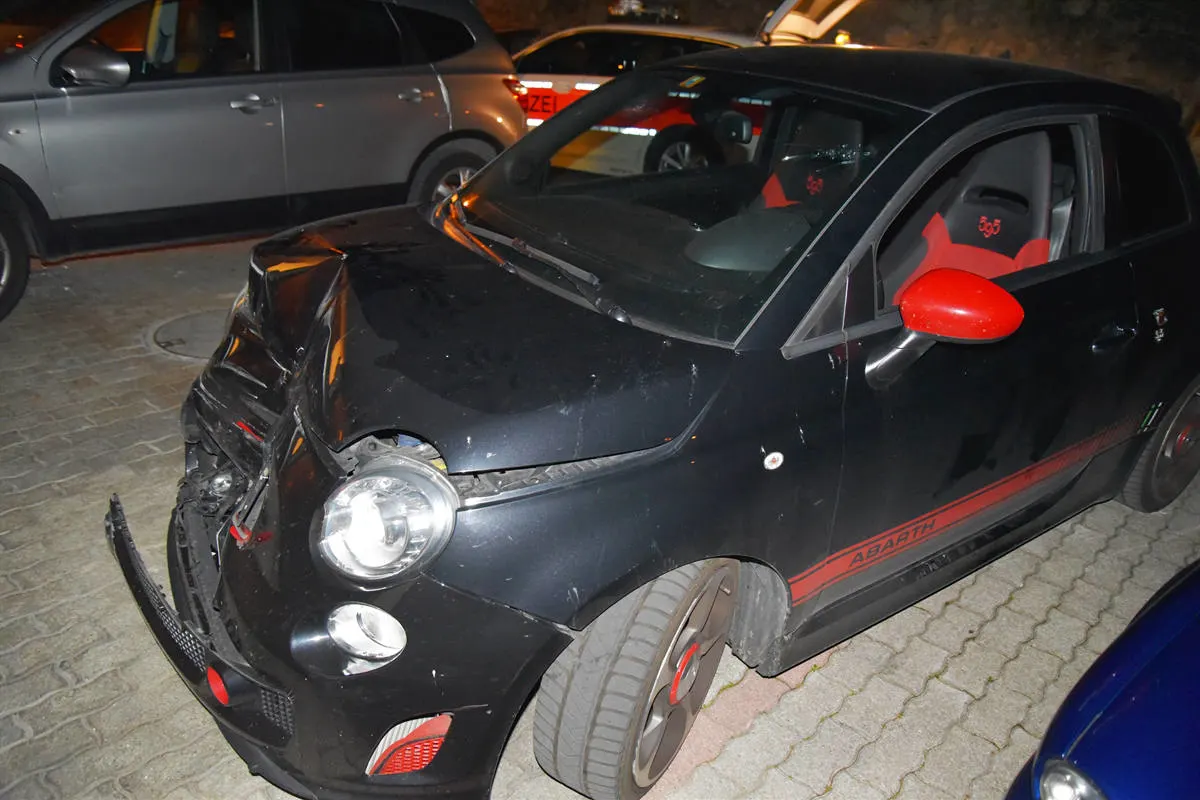 Arosa GR - Unter Alkoholeinfluss Kollision verursacht und von Unfallstelle entfernt