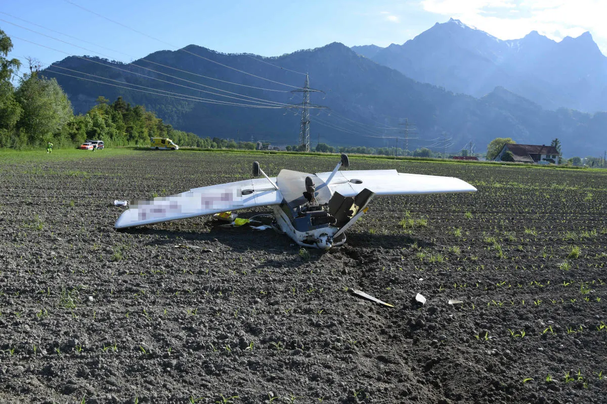 Bad Ragaz SG – Kleinflugzeug bei Notlandung überschlagen