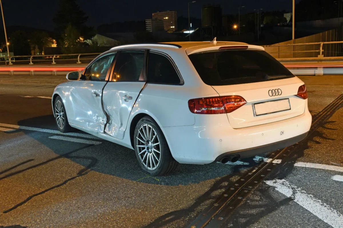 Emmenbrücke LU - Kollision zwischen zwei Autos – 18-Jährige verletzt