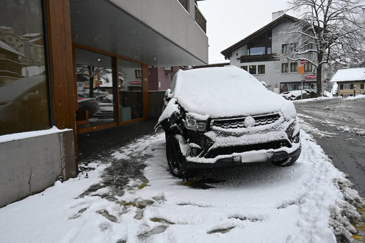 Triesenberg – Selbstunfall wegen Schnee