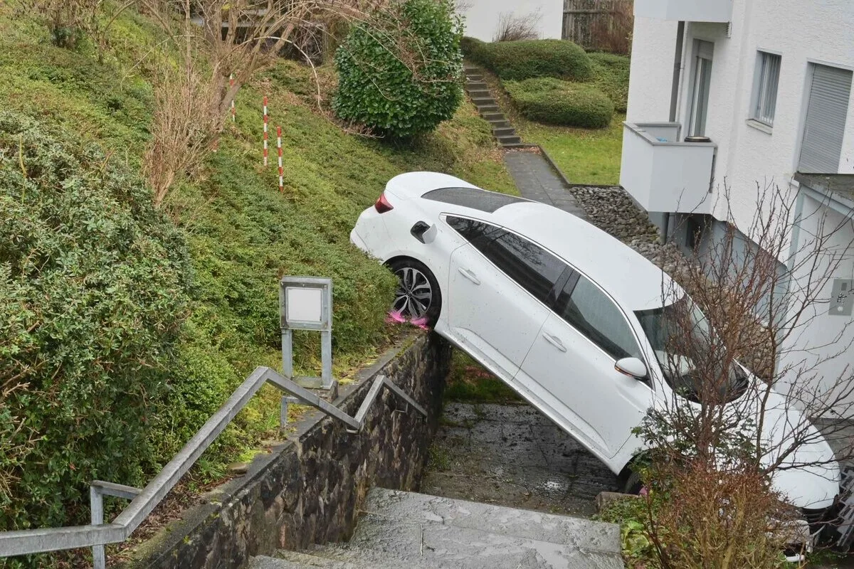 Unfall Luzern - Gas- mit Bremspedal verwechselt
