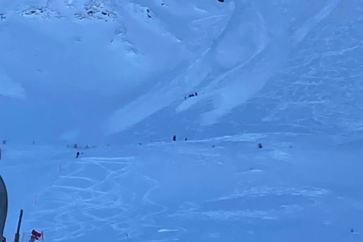 Lenzerheide GR - Lawine erfasst zwei Freerider 