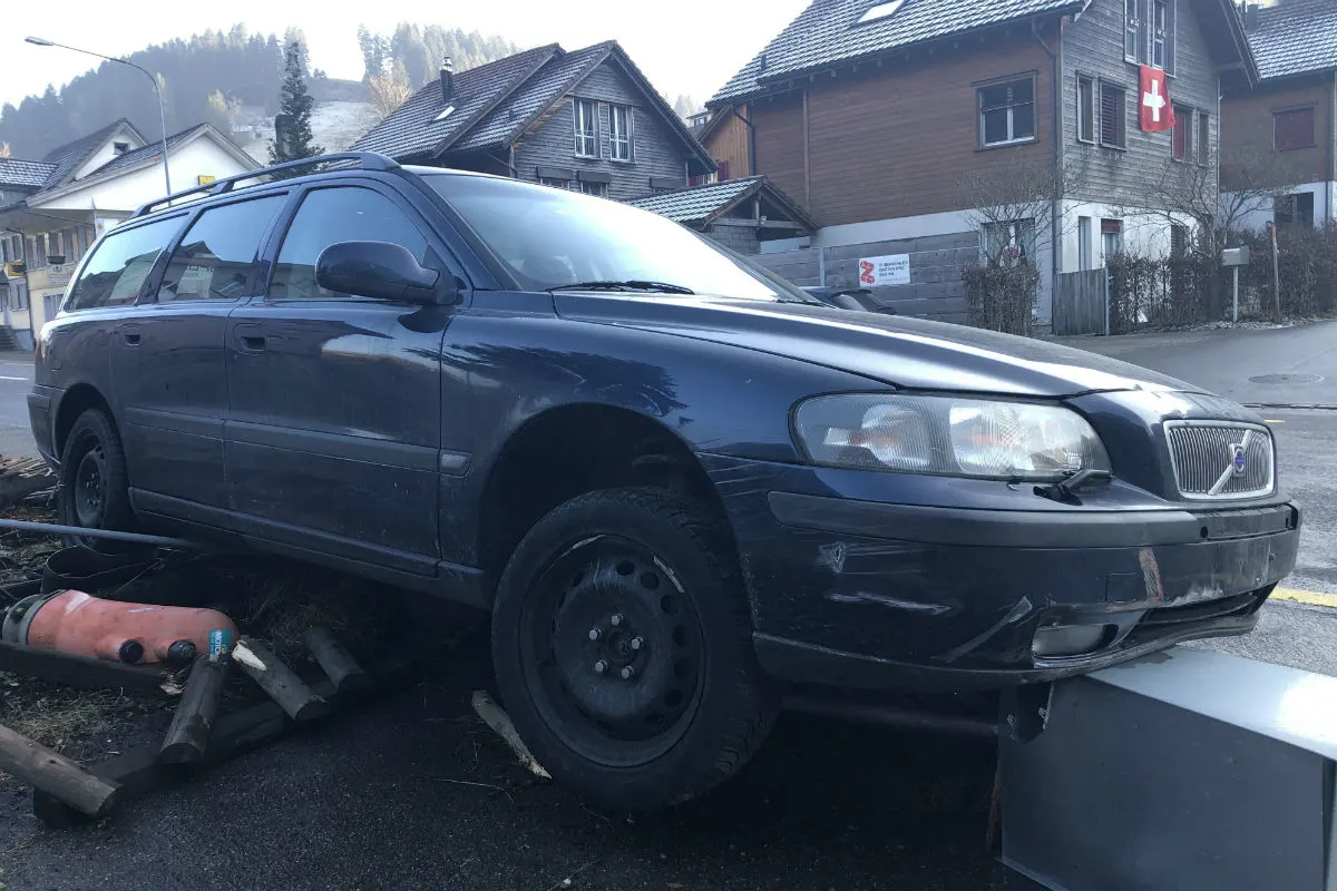 Brunnadern SG - Trotz Entzug und fahrunfähig unterwegs