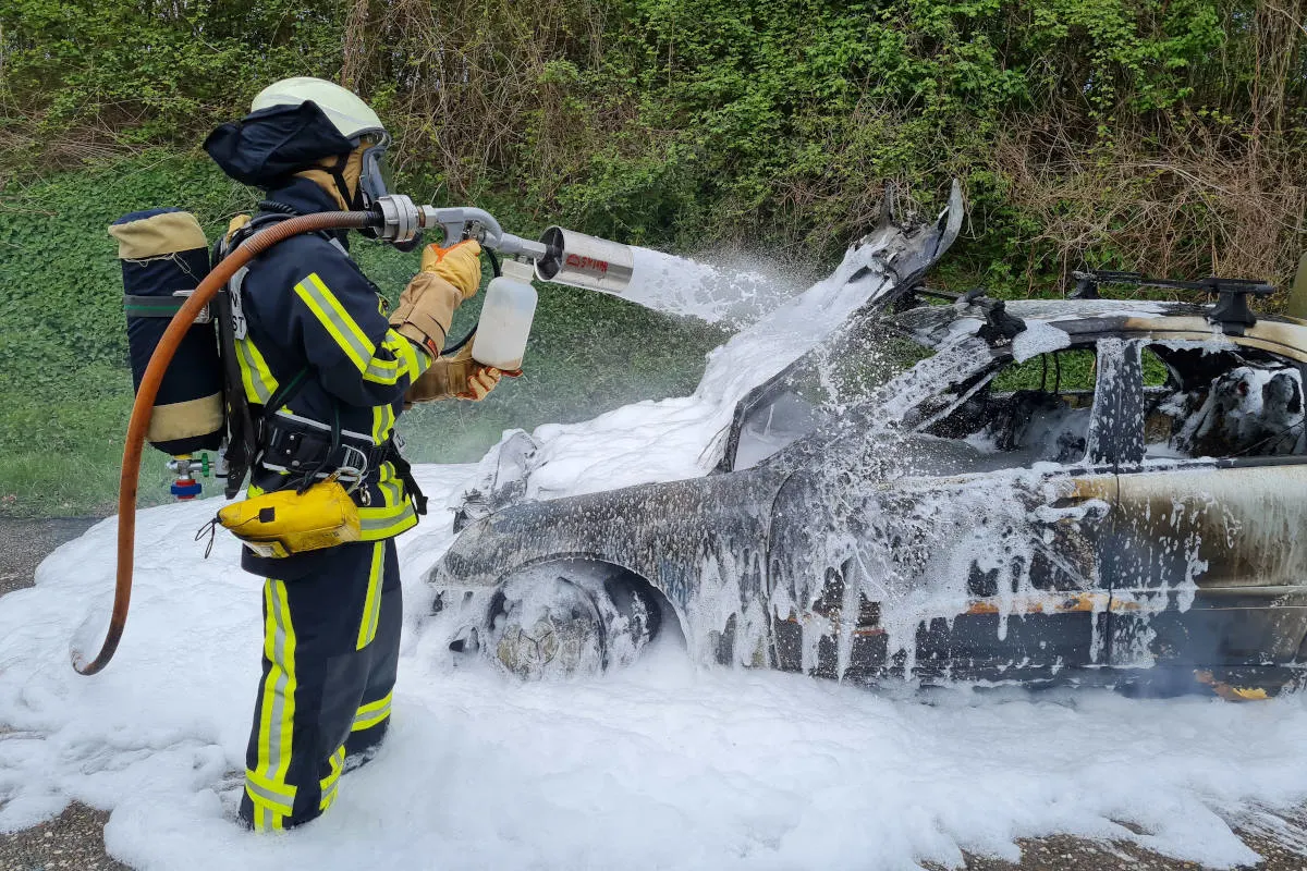 A43 Bochum – PKW in Vollbrand sorgt für Vollsperrung