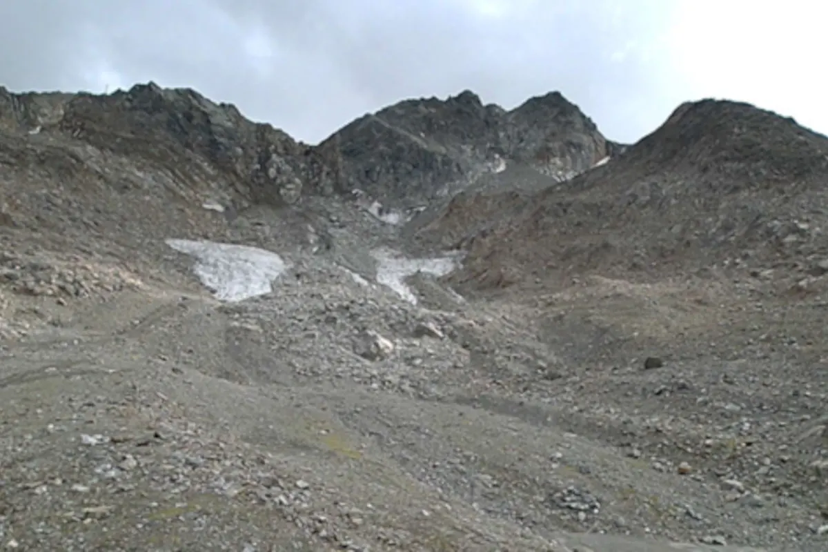 Hospental und Andermatt UR – Massiver Felssturz im Gebiet des St. Annafirns