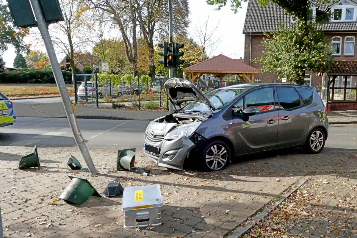 Wilstedt – PKW gegen Ampel