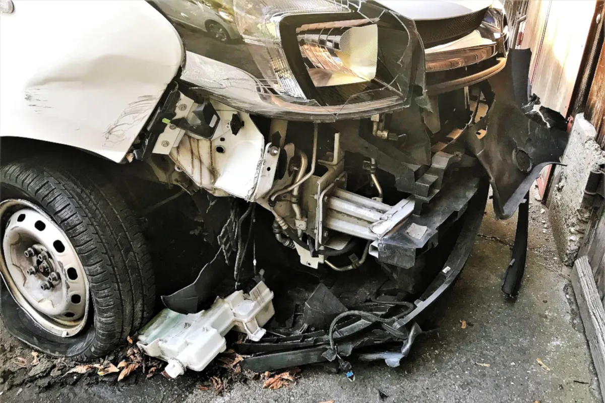 Stadt Schaffhausen - Alleinunfall auf der Fulachbrücke