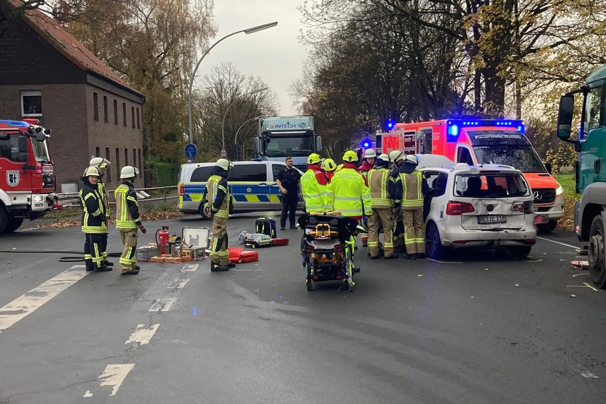 Datteln NW – Eine schwerverletzte Person nach Verkehrsunfall