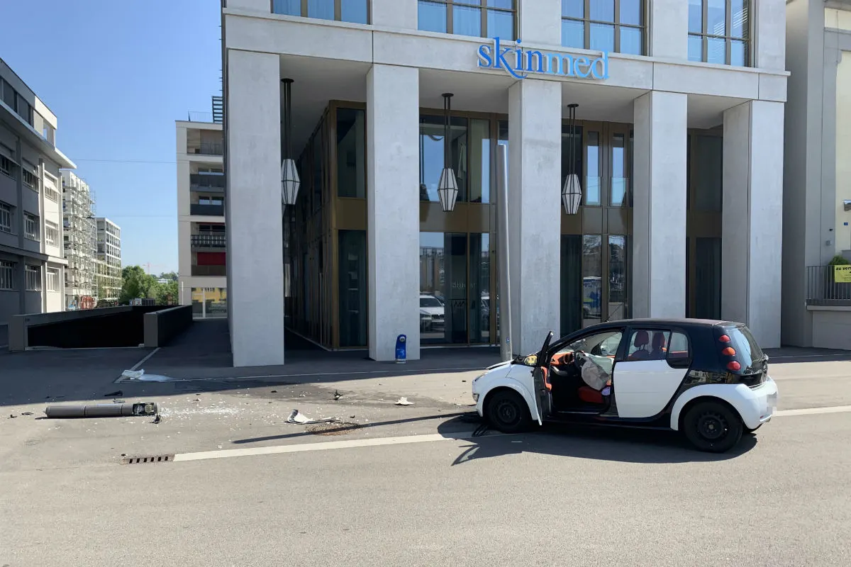 Lenzburg AG - Junger Mann auf Lernfahrt verunfallt