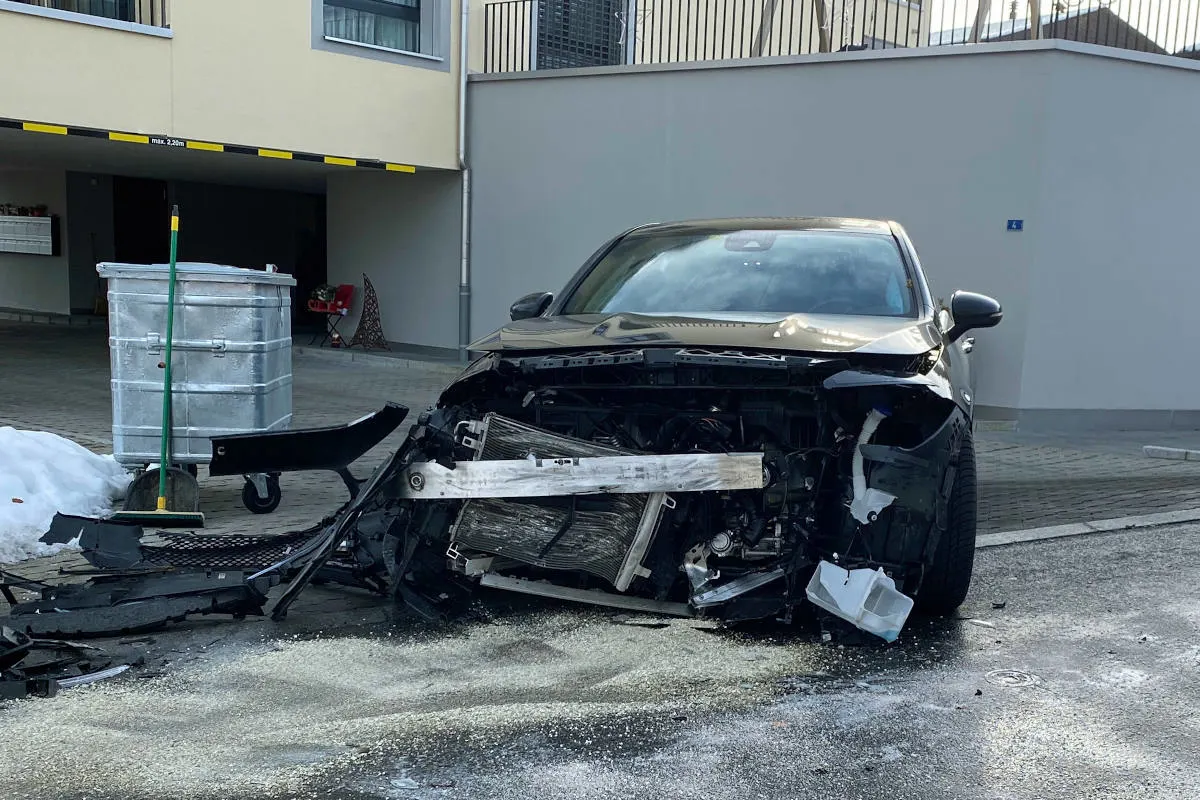 Rickenbach LU – Hoher Sachschaden bei Kollision zweier Autos