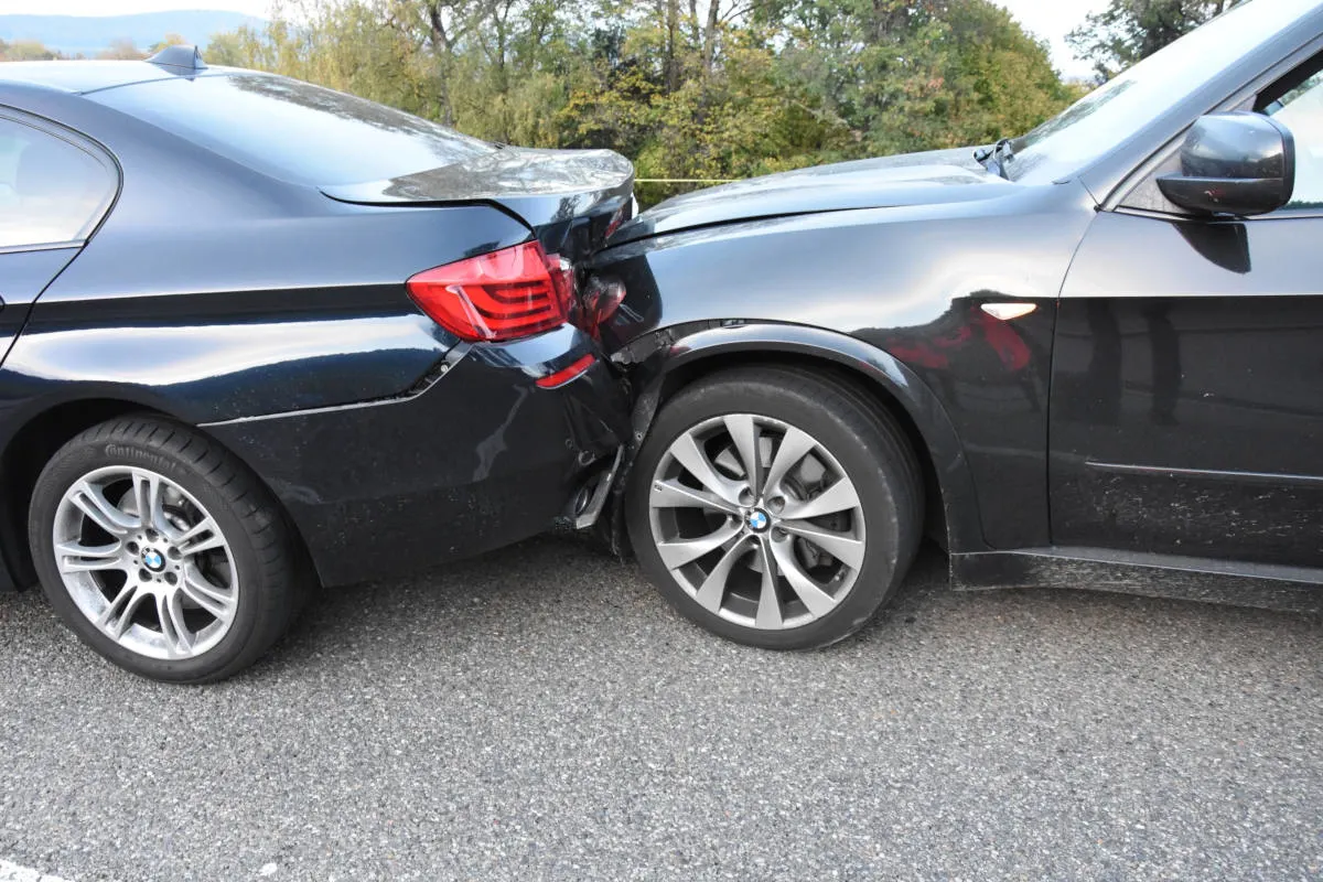 Kirchberg SG - Auffahrunfall mit vier Autos