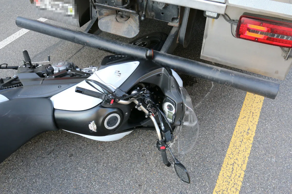 St. Gallen SG - Lastwagen kollidiert mit Motorrad