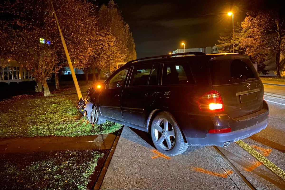 Unfall in Risch Rotkreuz ZG – 15-Jähriger alkoholisiert und zu schnell auf Strolchenfahrt