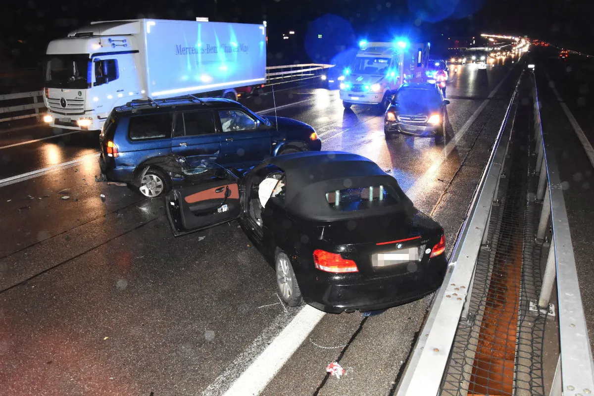 Oberbüren SG - Drei Autos in Unfall verwickelt