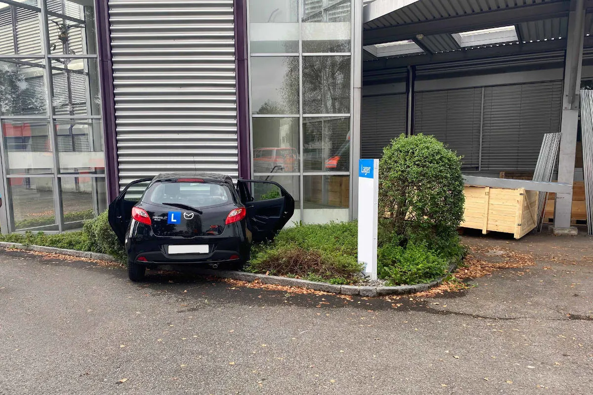 Stadt Zug – Lernfahrt geht schief – 3 Personen im Spital