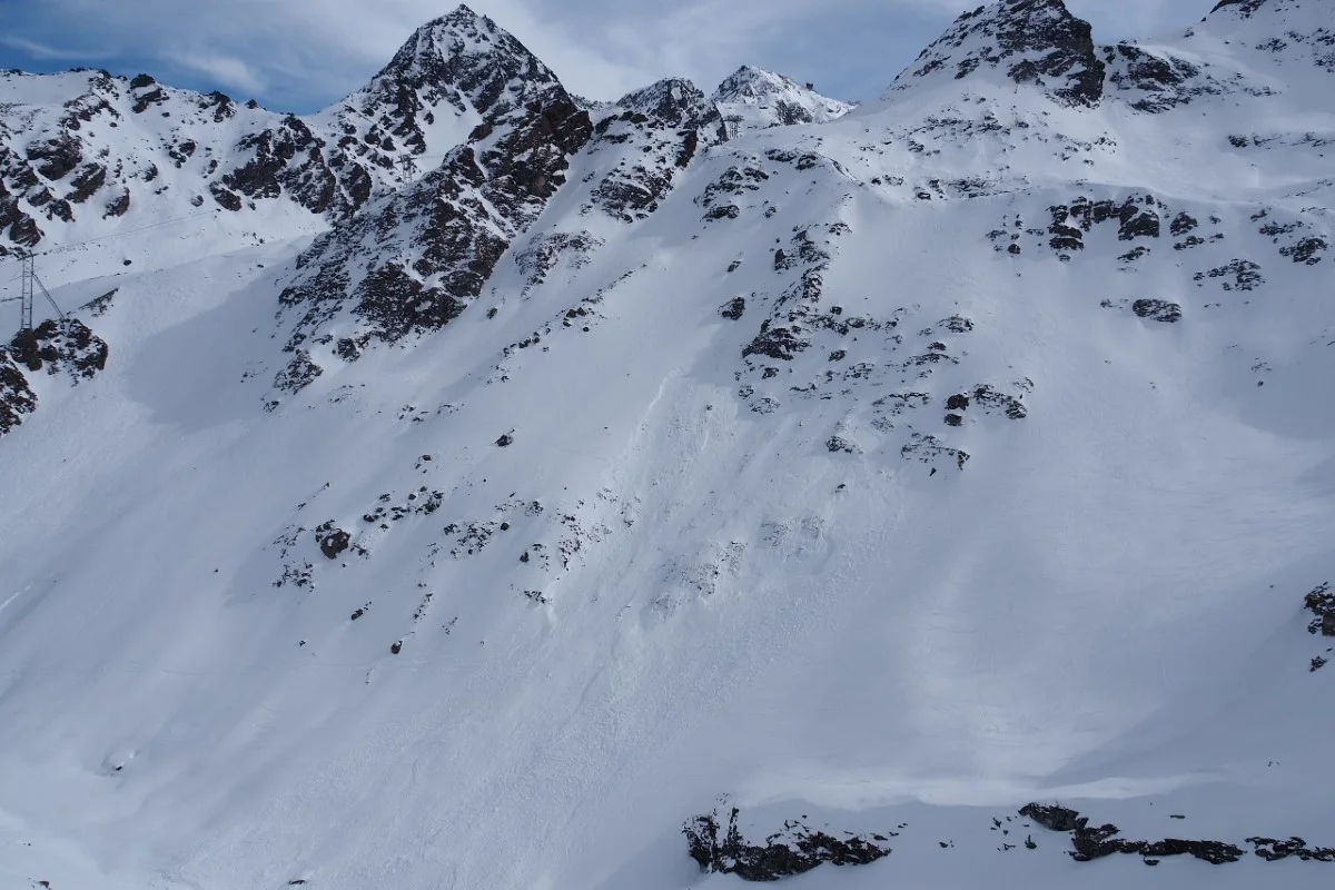 Nendaz VS - 28-jähriger Mann durch Lawinenabgang ums Leben gekommen