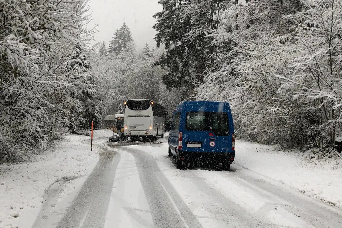 Berner Oberland - Vermehrt Unfälle und steckengebliebene Fahrzeuge