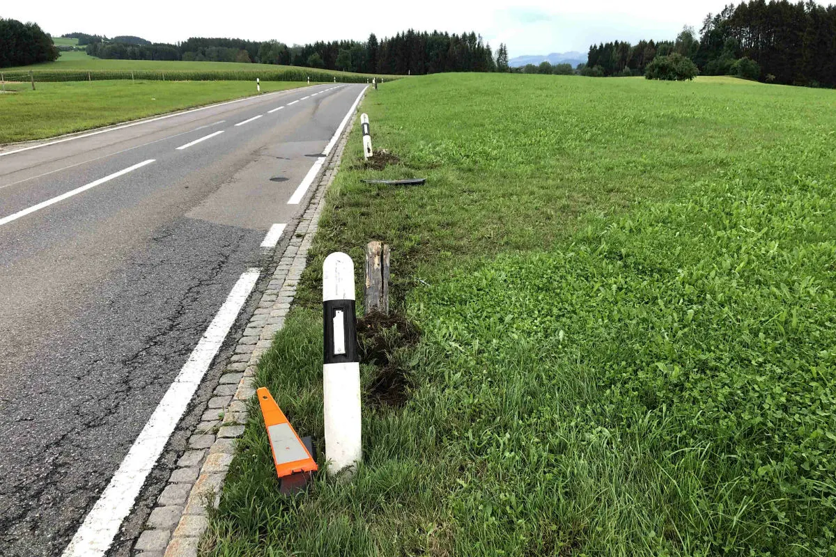 Waldkirch SG - Unfall verursacht und weitergefahren