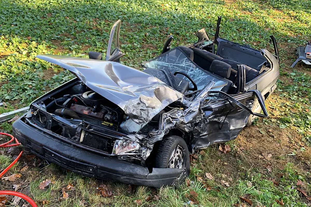 Heftiger Crash in Bergen - Frontalzusammenstoß mit Schwerverletzten