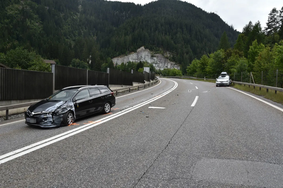 Andeer GR - Verkehrsunfall fordert mehrere Verletzte