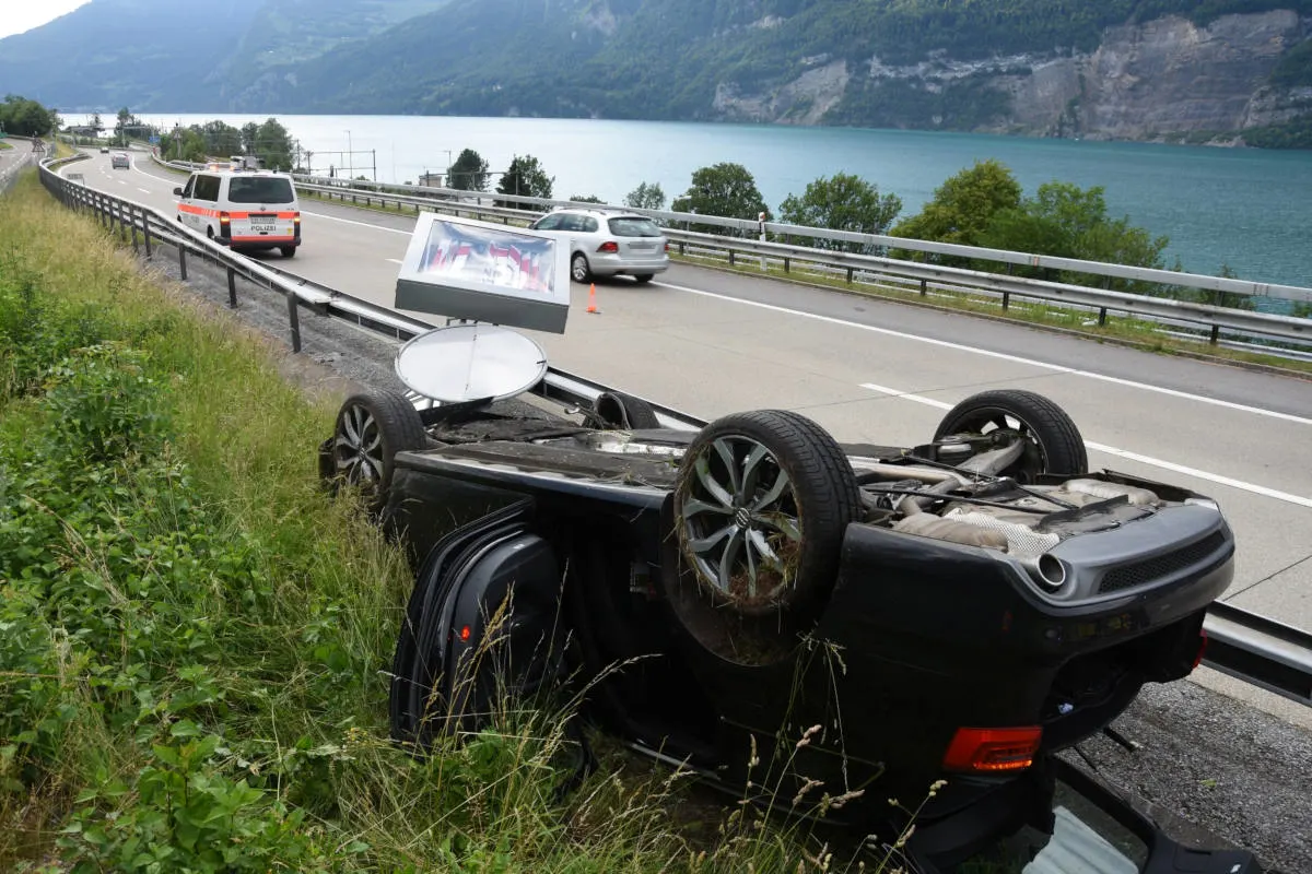 Murg SG - Auto überschlagen