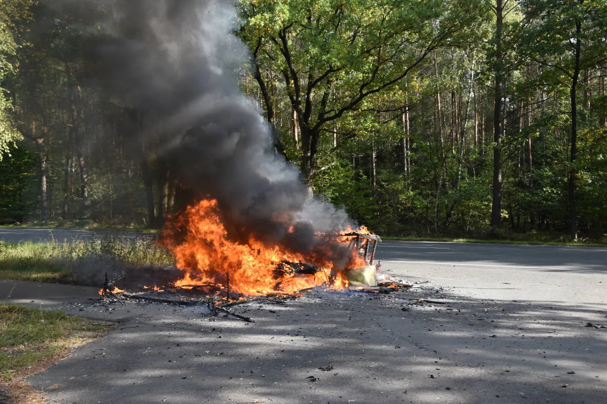 B209 Soltau – "Lovemobil" in Vollbrand 
