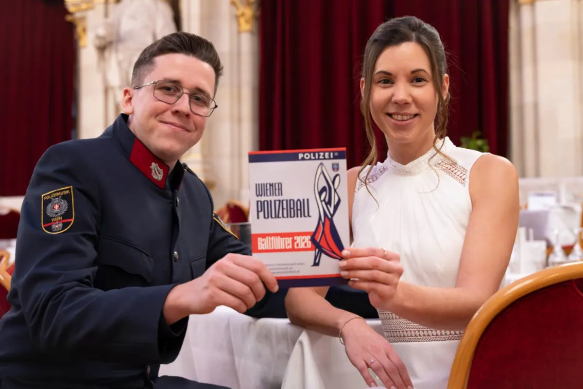 Wien – Festliche Stimmung beim 33. Wiener Polizeiball