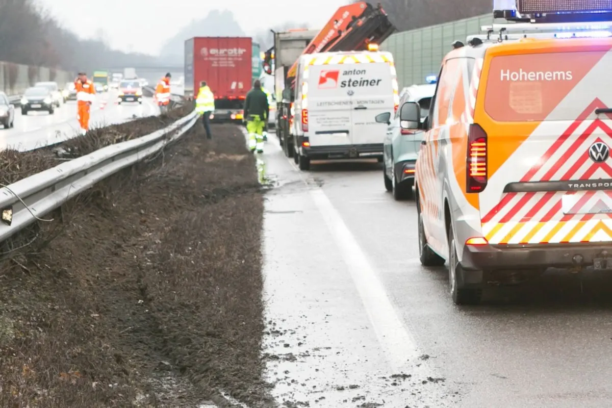 A14 Altach – Unfall mit Lkw nach medizinischem Notfall