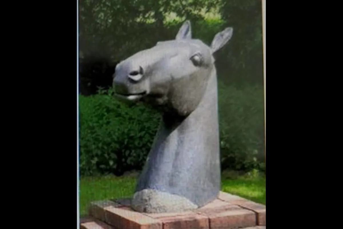 Kiel – Wertvolle Bronzeskulptur entwendet