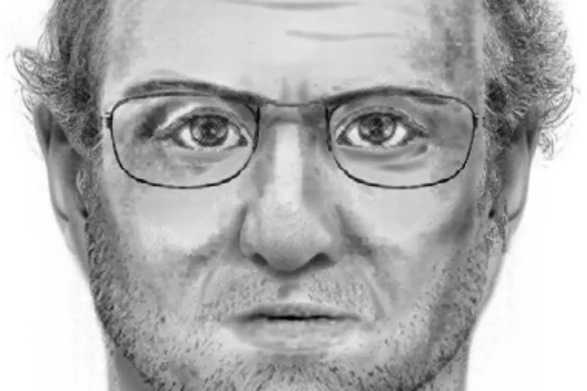 Sundhausen TH - Vor Kindern entblößt