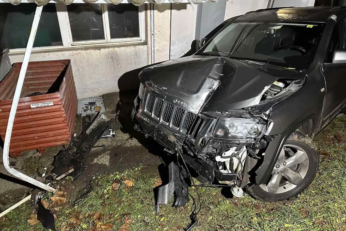Lustmühle AR - Unfall-Notruf eines iPhones alarmiert Rettungskräfte 