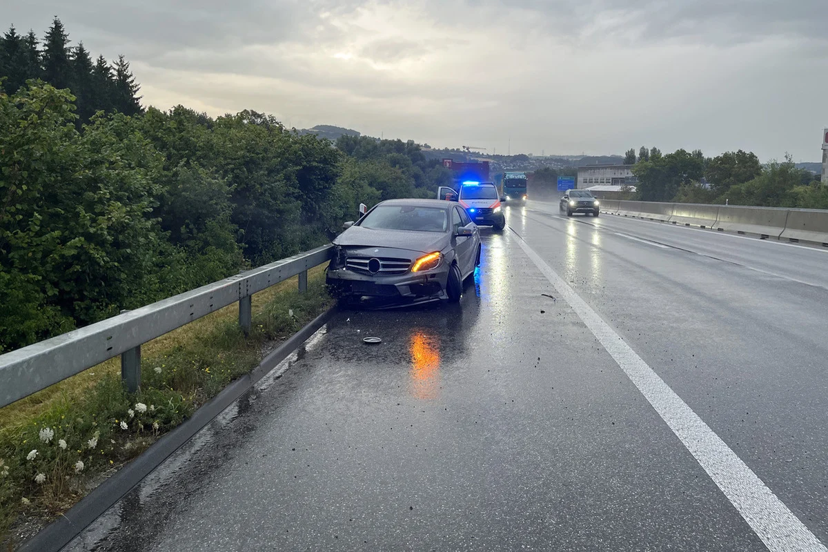 A1 Sursee LU – Totalschaden nach Schleuderunfall 