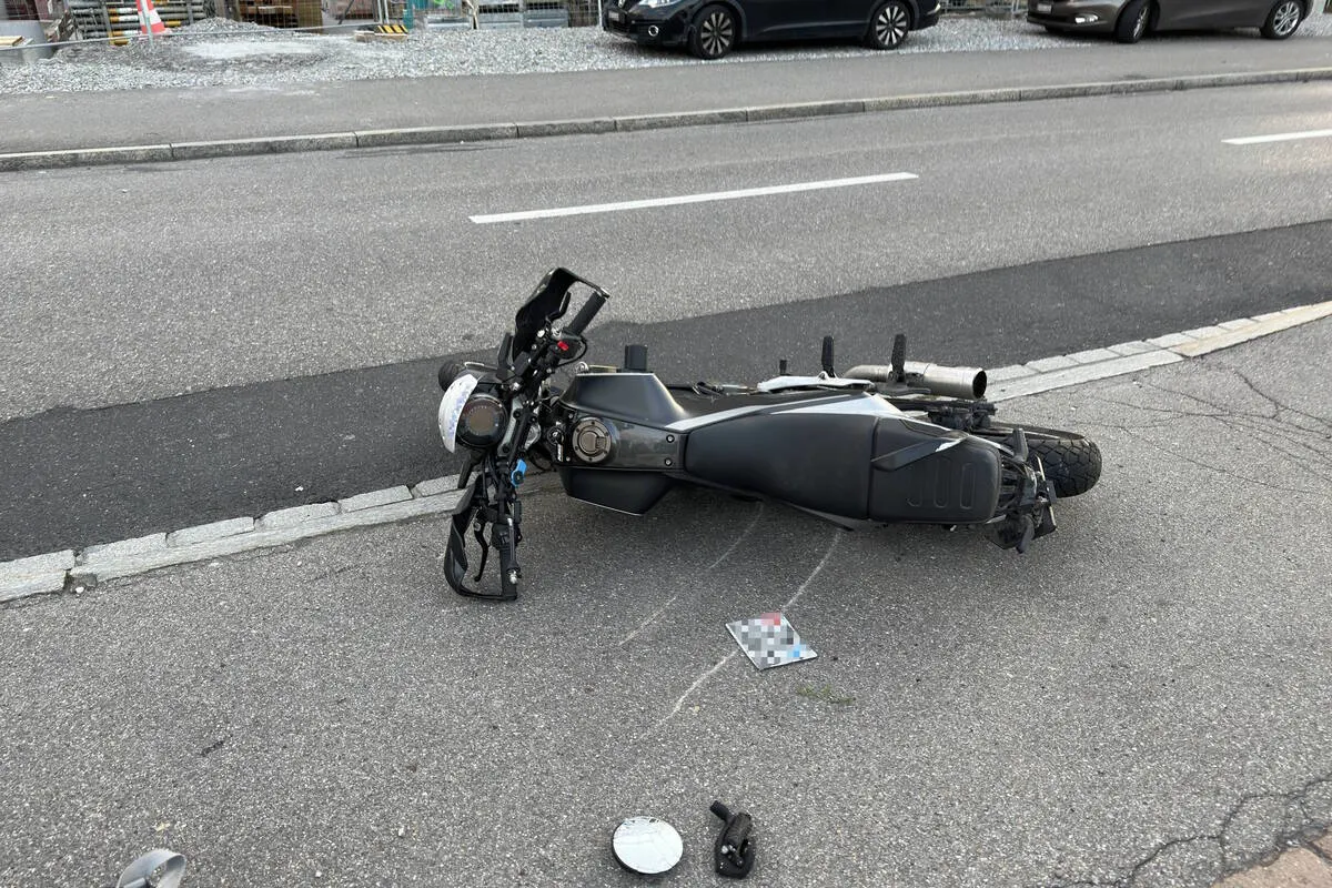 Rapperswil-Jona SG - 17-jähriger Motorradfahrer nach Unfall verletzt