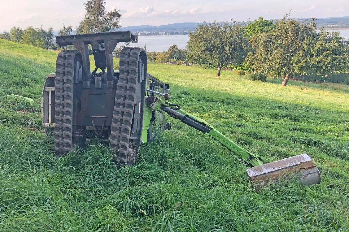 Triboltingen TG - Baggerfahrer nach Unfall schwer verletzt