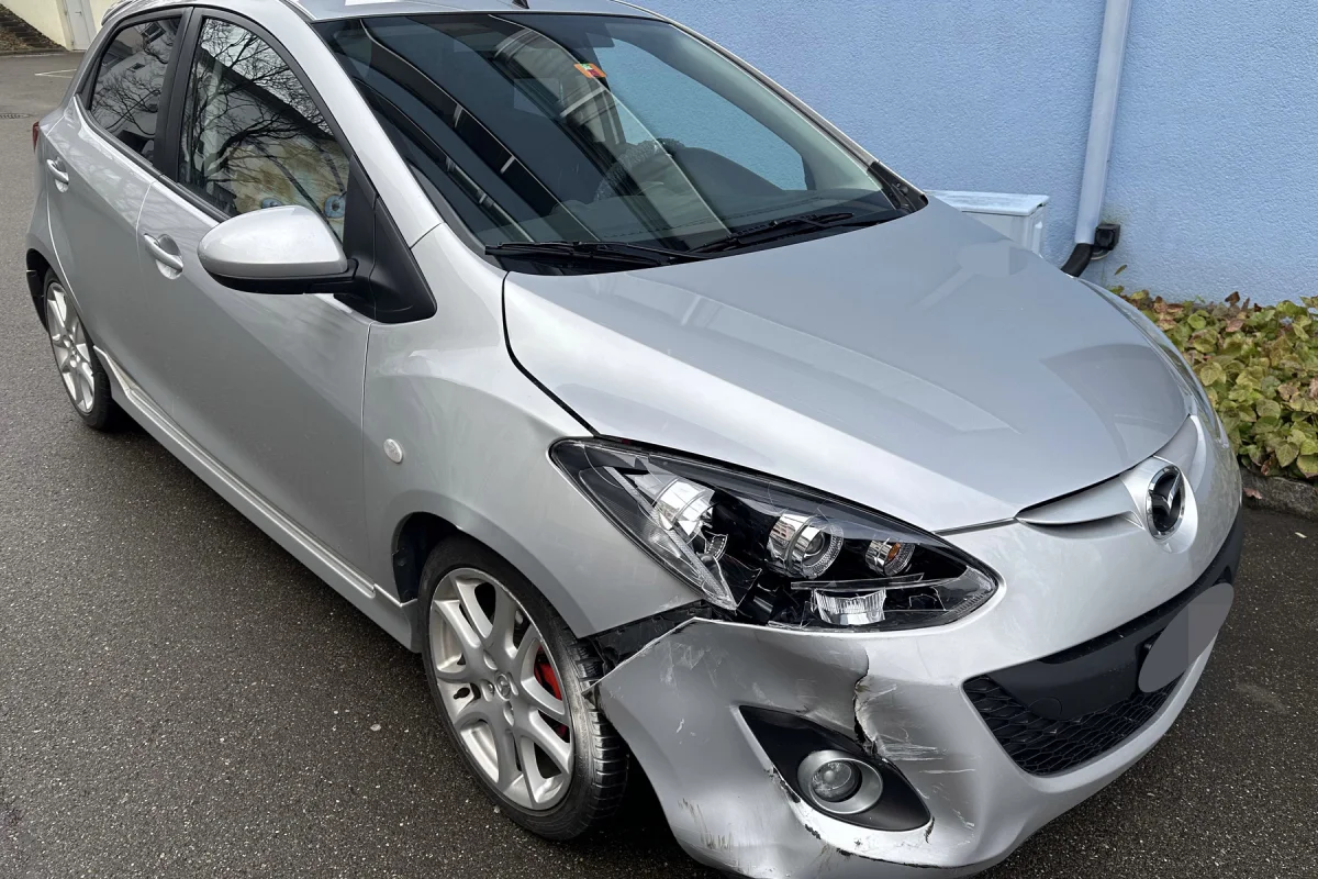 St.Gallen – Unfall zwischen Auto und Lieferwagen