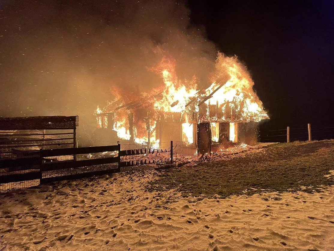 Le Châtelard-près-Romont FR – Haus bei Brand komplett zerstört