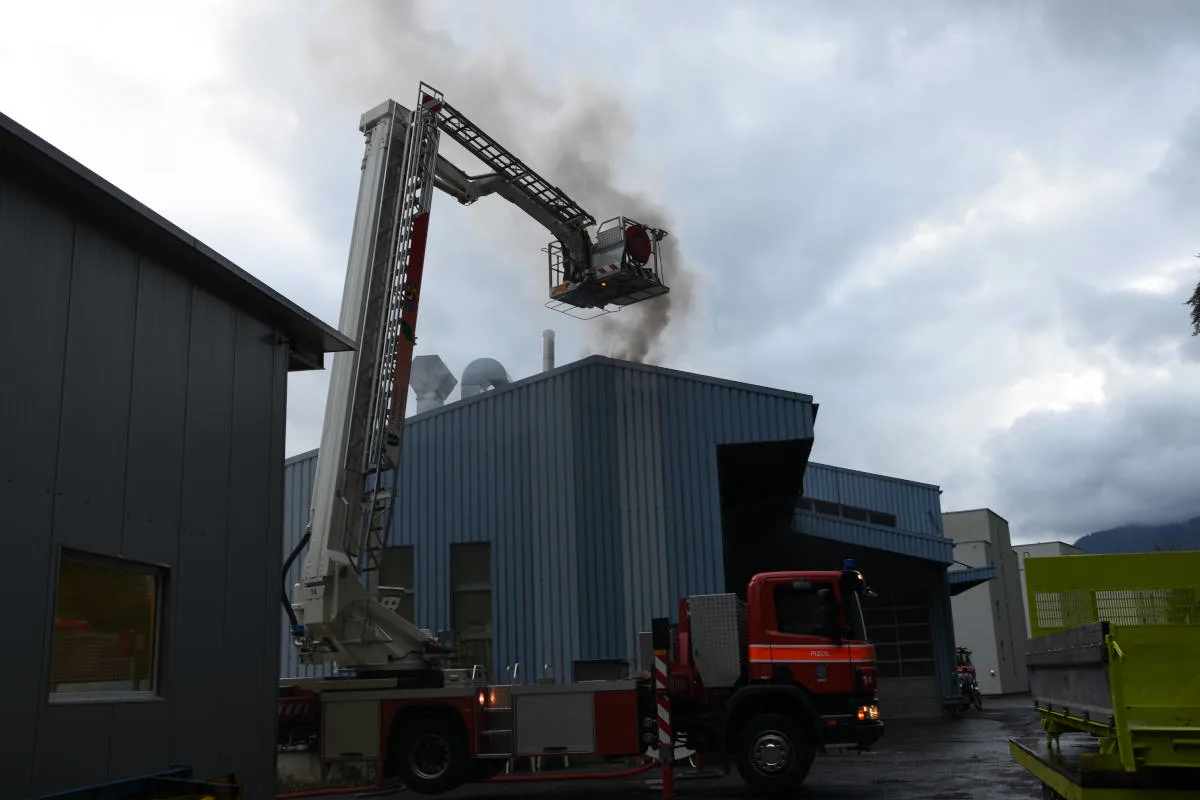Brand in Mels SG – Feuer in Industriebetrieb ausgebrochen