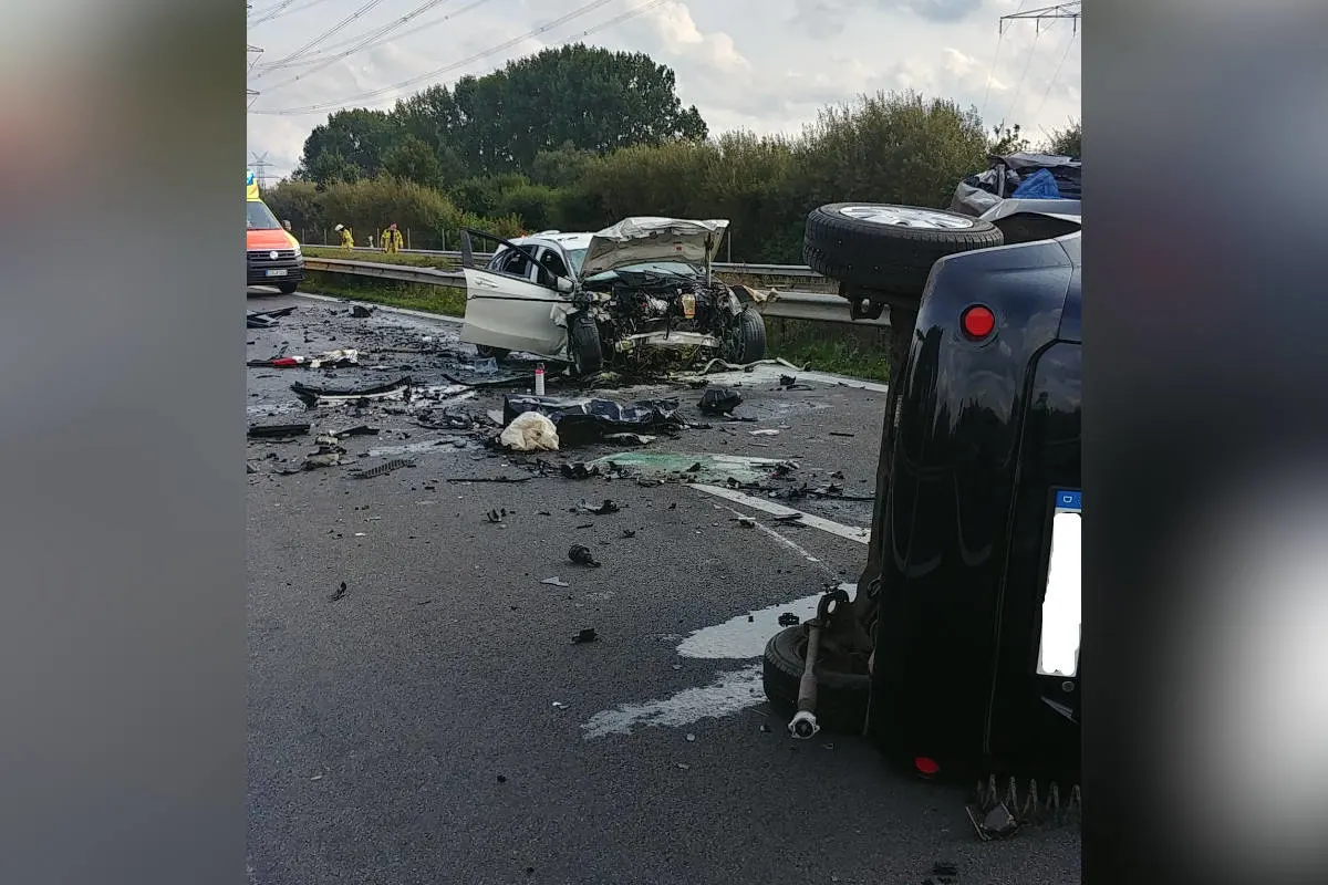 Stade – Falschfahrerin auf der A26 – zwei Personen tödlich verletzt