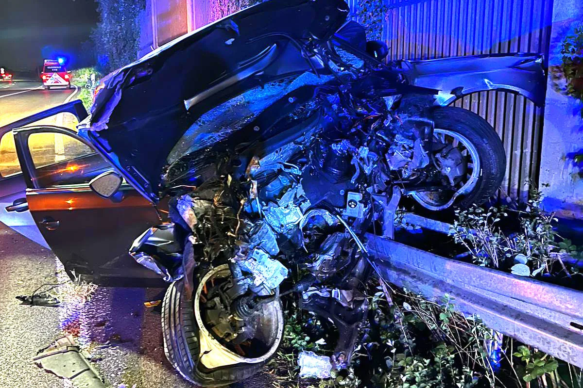 A 59 - Duisburg NW - Schwerer Unfall mit mehreren Verletzten 