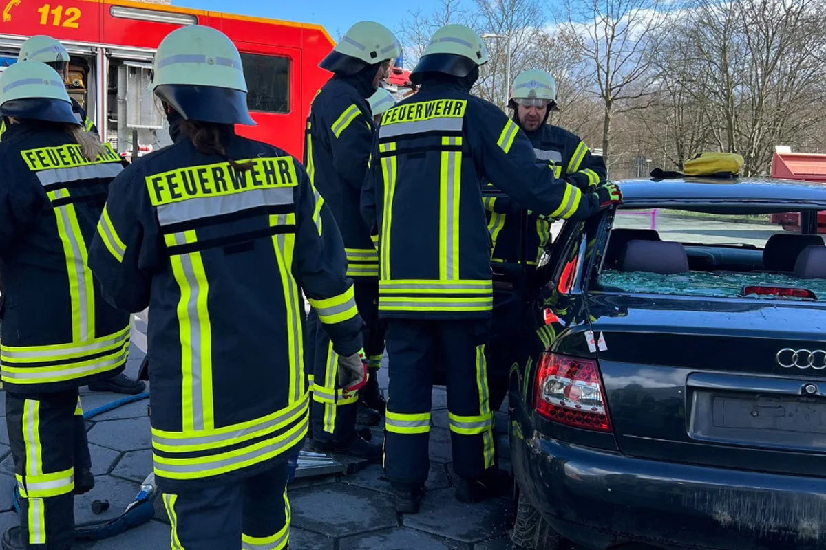 A3 Leverkusen NW – Unfall mit zwei Verletzten auf Autobahn