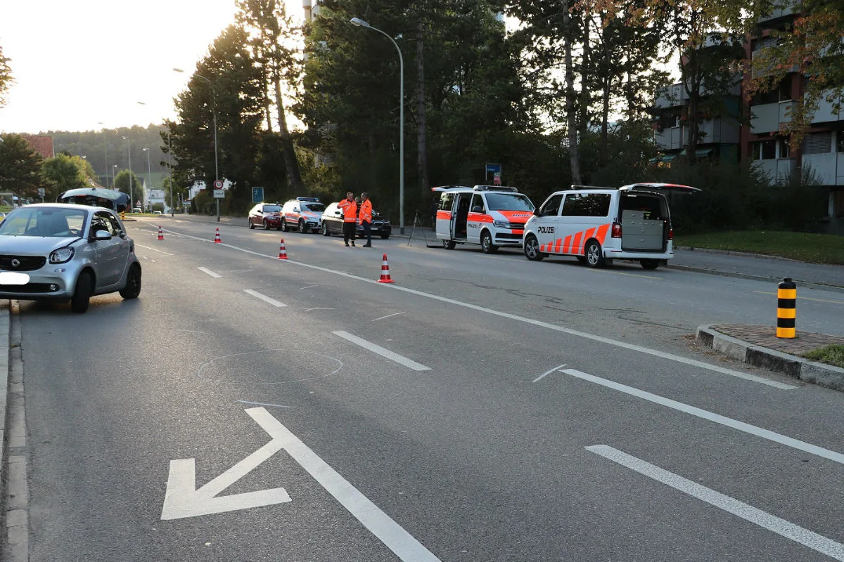 Urdorf ZH - Mädchen (12) von Auto erfasst
