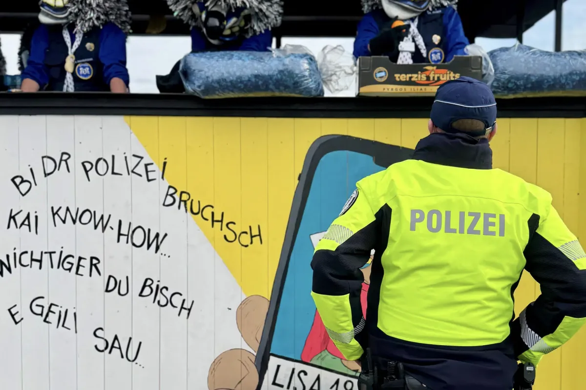 Fasnachtsmäntig in Basel-Stadt – Polizei schlichtet Streitigkeiten, Sanität mit elf Einsätzen