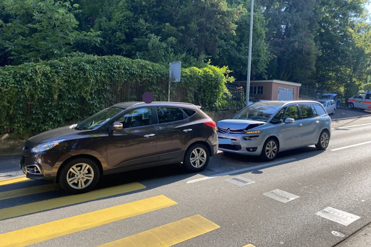 Stadt Schaffhausen – Zwei Verkehrsunfälle an derselben Örtlichkeit